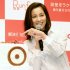 ベビーカーのＣＭに出演した瀬戸朝香／（Ｃ）日刊ゲンダイ