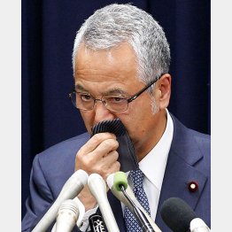 逃げ切りは許されない（Ｃ）日刊ゲンダイ