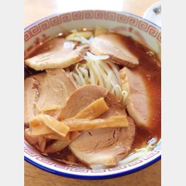 「旭川ラーメン 熊ッ子」の『特製旭川ラーメン』／（Ｃ）日刊ゲンダイ