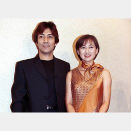 野口五郎と三井ゆり（Ｃ）日刊ゲンダイ