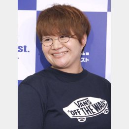 近藤春菜に内田篤人も感謝（Ｃ）日刊ゲンダイ