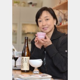 自宅に冷蔵ストッカーを持つほどの日本酒好き（Ｃ）日刊ゲンダイ