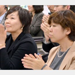 昭恵首相夫人と谷査恵子氏（Ｃ）日刊ゲンダイ