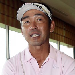 ５年ぶりツアー７勝を挙げた久保谷（Ｃ）日刊ゲンダイ