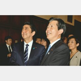 安倍首相と公明党代表・山口那津男（Ｃ）日刊ゲンダイ