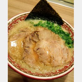 「にんにくや」のチャーシュー麺／（Ｃ）日刊ゲンダイ