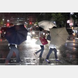 東京では雨が続いた（Ｃ）日刊ゲンダイ