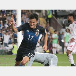 Ｗ杯最終予選ＵＡＥ戦でゴールを決めた瞬間の今野（Ｃ）Norio ROKUKAWA/office La Strada