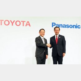 パナソニックとトヨタ自動車は車載用電池の共同開発で提携（Ｃ）日刊ゲンダイ
