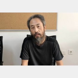 解放された安田純平さん（地元政府提供・共同）