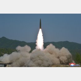 当初は「飛翔体」とヒタ隠し（Ｃ）朝鮮中央通信＝共同