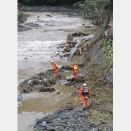 神奈川県相模川の支流では、親子４人が亡くなった（Ｃ）共同通信社