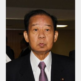 二階幹事長（Ｃ）日刊ゲンダイ