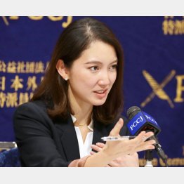 19日の会見で語るジャーナリストの伊藤詩織さん（Ｃ）日刊ゲンダイ