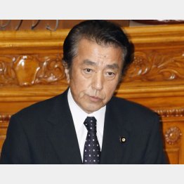 紺野容疑者の父親であることを認めた「日本維新の会」の室井邦彦参院議員（Ｃ）共同通信社