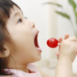 子供はお菓子が大好きだから…（Ｃ）123RF