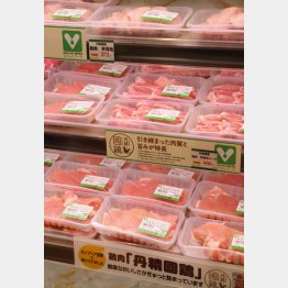 生活クラブの鶏肉売り場（Ｃ）日刊ゲンダイ