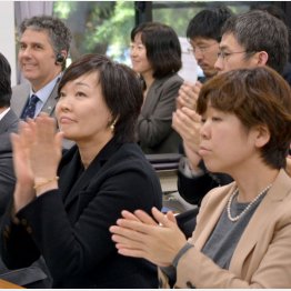 国連防災会議に参加する安倍昭恵夫人と総理大臣夫人付き谷査恵子氏（2015年3月当時）／（Ｃ）日刊ゲンダイ