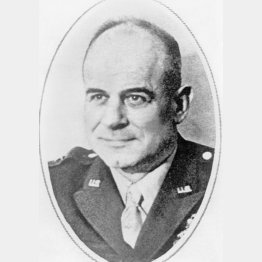 ドーリットル中佐はその後、米北アフリカ空軍の司令官に就任した（Ｃ）共同通信社
