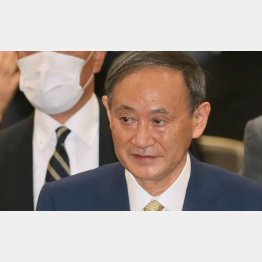 大学進学を諦めなければならないほど、貧しいわけではなかった（菅義偉首相）／（Ｃ）日刊ゲンダイ