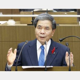 川辺川ダムの建設容認を表明した蒲島郁夫知事（Ｃ）共同通信社