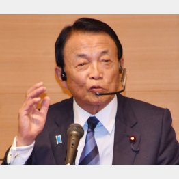 麻生太郎副総理（Ｃ）日刊ゲンダイ