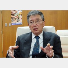 鹿児島県西之表市長の矢板俊輔氏（Ｃ）日刊ゲンダイ