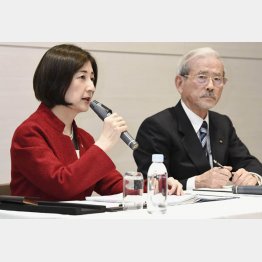 期待されたが…（大塚家具の大塚久美子社長とヤマダ電機の山田昇会長）／（Ｃ）共同通信社