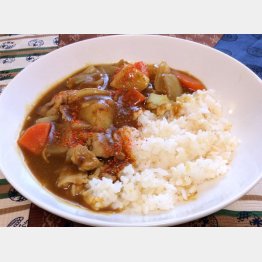 玉ねぎシャキシャキのカレー（Ｃ）日刊ゲンダイ