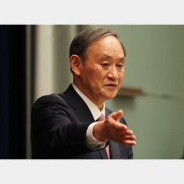 アナタではもう限界(14日、緊急事態宣言3道県追加の記者会見をする菅首相)/(C)JMPA