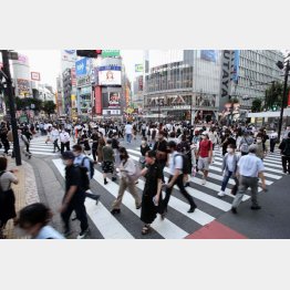 これだけ人流が増えれば(C)日刊ゲンダイ
