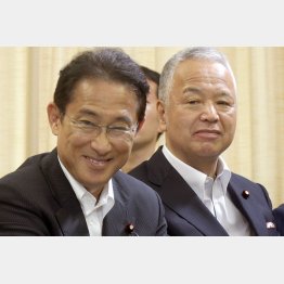 あまりに酷い人事(岸田首相と甘利自民党幹事長)/(C)日刊ゲンダイ