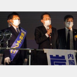 テコ入れで現地入り（演説する岸田首相と参院補選・若林洋平候補）／（Ｃ）日刊ゲンダイ