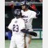 ヤクルトはサンタナの逆転2ランで2勝1敗とした（Ｃ）日刊ゲンダイ