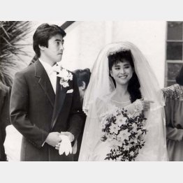 1985年、“聖輝の結婚式”といわれた、サレジオ教会での松田聖子と神田正輝の結婚式（Ｃ）日刊ゲンダイ