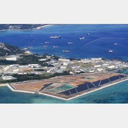 埋め立てが進む沖縄県名護市辺野古の沿岸部（Ｃ）共同通信社