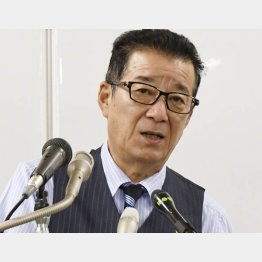 規制強化とともに喫煙所整備にも言及（大阪の松井一郎市長）／（Ｃ）共同通信社