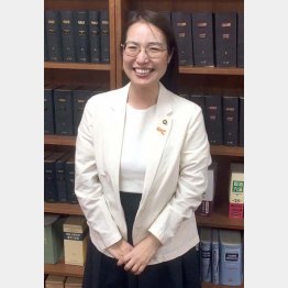 奈良県の香芝市議会の眞鍋亜樹議員（Ｃ）日刊ゲンダイ