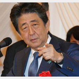 夜郎自大はなはだしい（安倍元首相）／（Ｃ）日刊ゲンダイ