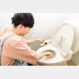 妻に代わってトイレ掃除