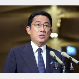 取材に応じる岸田首相（Ｃ）共同通信社