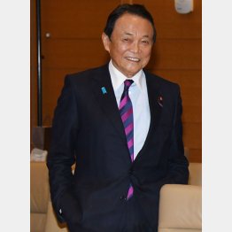 「タカになれ」とハッパをかけ（麻生太郎副総裁）／（Ｃ）日刊ゲンダイ