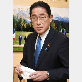 「貯金から投資」は尻ぬぐい策か（岸田首相）／（Ｃ）日刊ゲンダイ