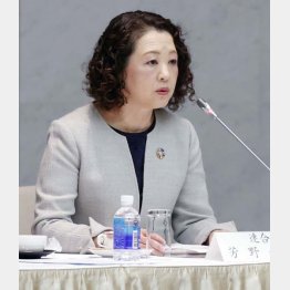 同じく、経団連との会談の冒頭、あいさつする連合の芳野友子会長（Ｃ）共同通信社