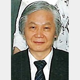 鑑定した山内寛紀・立命館大学名誉教授(提供写真)