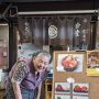 仕事が生きがい！船橋市地方卸売市場内で50年以上、おふくろの味を作り続けてきた名物ばあちゃん