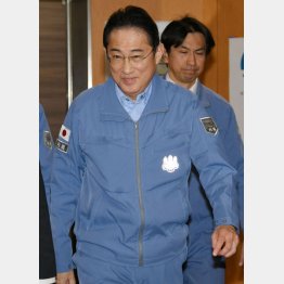 自身は延命でニンマリ（岸田首相）／（Ｃ）日刊ゲンダイ