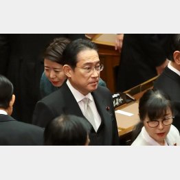 派閥に頼って来たのに格好つけ（岸田首相）／（Ｃ）日刊ゲンダイ