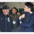 26-1高橋由伸元監督と談笑する阿部監督（左）／（Ｃ）日刊ゲンダイ