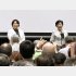 荒木千鶴元都議（左）決起集会に駆け付け、さながら小池都知事支援者向けの「ミニ集会」／（Ｃ）日刊ゲンダイ